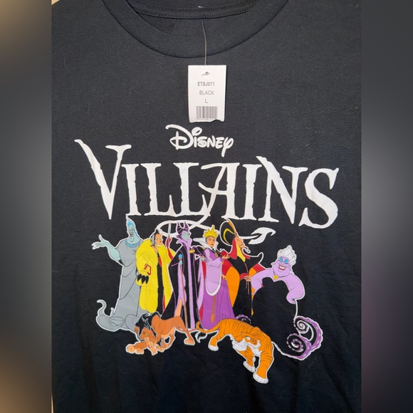 NWT Disney Villains Black T-Shirt - Picture 2 of 5